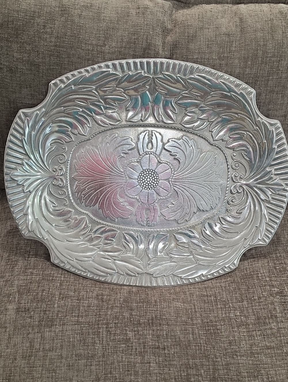 Acanthus (Pewter, Hollowware)
by Wilton Armetale